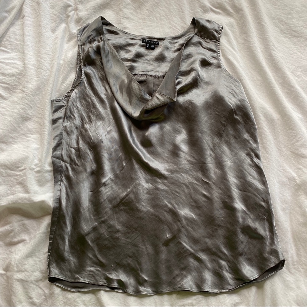 Theory blouse gray sateen short sleeved
